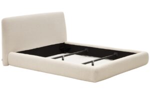 B&eacute;žov&aacute; boucl&eacute; dvoulůžkov&aacute; postel Kave Home Martina 180 x 200 cm