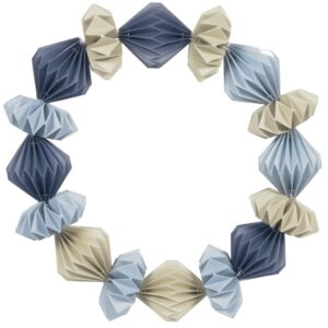 B&eacute;žovo modr&aacute; pap&iacute;rov&aacute; v&aacute;nočn&iacute; dekorace Kave Home Willemina