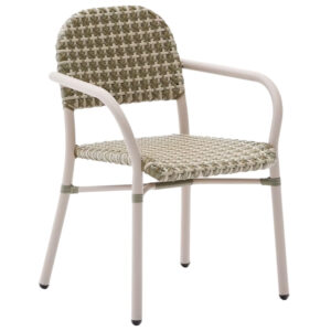 B&eacute;žovo-zelen&aacute; zahradn&iacute; židle z uměl&eacute;ho ratanu Kave Home Tuccia