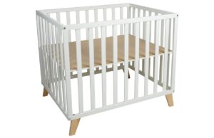 B&iacute;l&aacute; lakovan&aacute; hrac&iacute; ohr&aacute;dka Quax Alix 75 x 95 cm