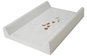 B&iacute;l&aacute; omyvateln&aacute; přebalovac&iacute; podložka Quax Giraffe