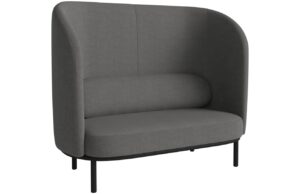 Bolia Tmavě &scaron;ed&aacute; čalouněn&aacute; dvoum&iacute;stn&aacute; pohovka Fuuga 164 cm s černou podnož&iacute;