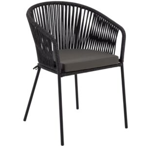 Čern&aacute; pleten&aacute; židle Kave Home Yanet