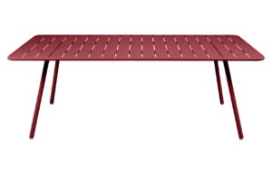 Červen&yacute; kovov&yacute; stůl Fermob Luxembourg 207 x 100 cm