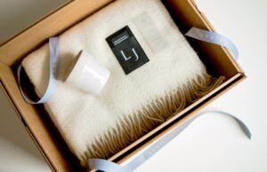 D&aacute;rkov&yacute; set hrnku a pl&eacute;du momenti x Lejaan