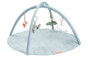 Done by Deer Hrac&iacute; podložka s hrazdičkou Playground