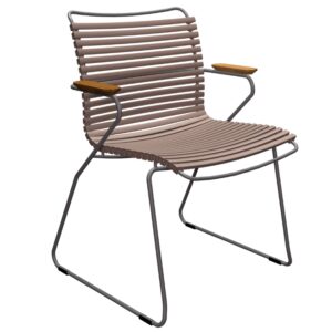 Hněd&aacute; plastov&aacute; zahradn&iacute; židle HOUE Click s područkami