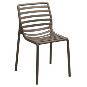 Hněd&aacute; plastov&aacute; zahradn&iacute; židle Nardi Doga