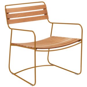 Hněd&eacute; dřevěn&eacute; zahradn&iacute; křeslo Fermob Surprising