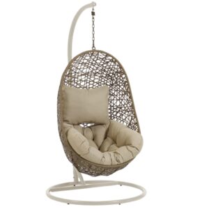 Hněd&eacute; z&aacute;věsn&eacute; křeslo z uměl&eacute;ho ratanu Kave Home Florina se světle &scaron;edou konstrukc&iacute;