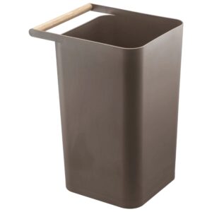 Hněd&yacute; plastov&yacute; odpadkov&yacute; ko&scaron; Yamazaki Como 9