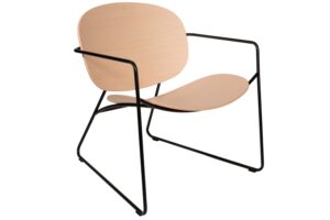 Infiniti Dubov&eacute; lounge křeslo Tondina s černou podnož&iacute;