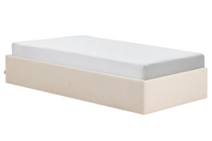 Kave Home B&eacute;žov&aacute; čalouněn&aacute; jednolůžkov&aacute; postel Nelzi 90 x 200 cm s bočn&iacute;m &uacute;ložn&yacute;m prostorem