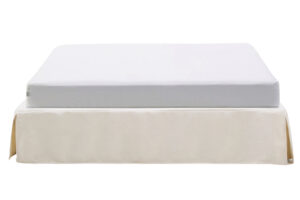 Kave Home B&iacute;l&aacute; dvoulůžkov&aacute; postel Jaira 150 x 190 cm