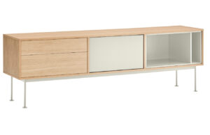 Kr&eacute;mově b&iacute;l&yacute; dubov&yacute; TV stolek Teulat Yoko 180 x 40 cm