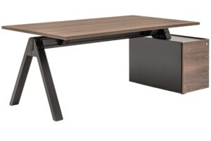 MDD Čern&yacute; kancel&aacute;řsk&yacute; stůl Viga 180 x 100 cm s ořechov&yacute;m dekorem