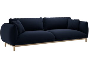 Micadoni Kr&aacute;lovsky modr&aacute; sametov&aacute; čtyřm&iacute;stn&aacute; pohovka Ada 248 cm