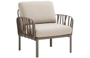 Nardi B&eacute;žov&eacute; l&aacute;tkov&eacute; zahradn&iacute; křeslo Komodo s hnědo&scaron;edou podnož&iacute;