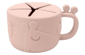 Růžov&yacute; silikonov&yacute; hrneček na svačinu Done by Deer Peekaboo Raffi