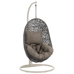 &Scaron;ed&eacute; z&aacute;věsn&eacute; křeslo z uměl&eacute;ho ratanu Kave Home Florina se světle &scaron;edou konstrukc&iacute;