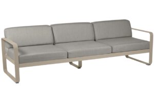 &Scaron;edohněd&aacute; čalouněn&aacute; zahradn&iacute; pohovka Fermob Bellevie 235 cm s mu&scaron;k&aacute;tově &scaron;edou podnož&iacute;