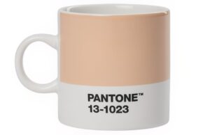Světle oranžov&yacute; porcel&aacute;nov&yacute; hrnek Pantone Peach Fuzz 13-1023 120 ml