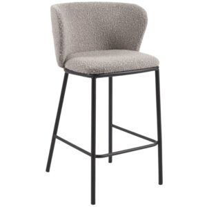 Světle &scaron;ed&aacute; l&aacute;tkov&aacute; barov&aacute; židle Kave Home Ciselia 65 cm