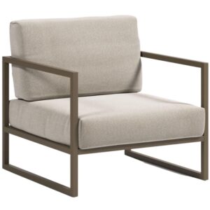 Světle &scaron;ed&eacute; l&aacute;tkov&eacute; zahradn&iacute; křeslo Kave Home Comova s hnědo zelenou podnož&iacute;