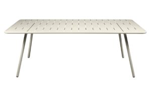 Světle &scaron;ed&yacute; kovov&yacute; stůl Fermob Luxembourg 207 x 100 cm