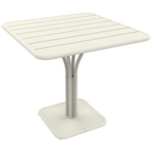 Světle &scaron;ed&yacute; kovov&yacute; stůl Fermob Luxembourg Pedestal 80 x 80 cm