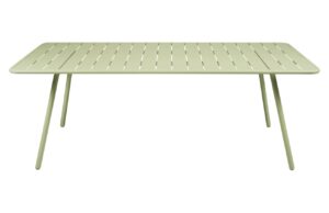 Světle zelen&yacute; kovov&yacute; stůl Fermob Luxembourg 207 x 100 cm