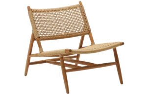 Teakov&eacute; zahradn&iacute; křeslo Kave Home Codolar s v&yacute;pletem