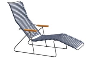 Tmavě modr&eacute; plastov&eacute; zahradn&iacute; leh&aacute;tko HOUE Click II.