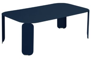 Tmavě modr&yacute; kovov&yacute; zahradn&iacute; konferenčn&iacute; stolek Fermob Bebop II. 120 x 70 cm