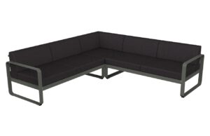 Tmavě &scaron;ed&aacute; zahradn&iacute; rohov&aacute; pohovka Fermob Bellevie 231 cm s &scaron;edozelenou podnož&iacute;