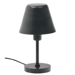 Tmavě zelen&aacute; kovov&aacute; stoln&iacute; lampa Kave Home Calina