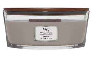 Vonn&aacute; sv&iacute;čka WoodWick loď