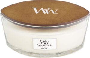 Vonn&aacute; sv&iacute;čka WoodWick loď