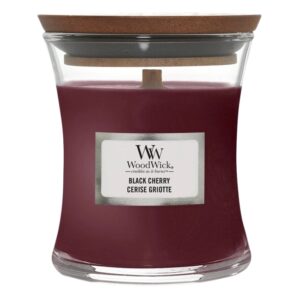 WoodWick Mal&aacute; vonn&aacute; sv&iacute;čka Woodwick