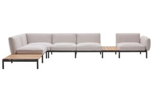 Zahradn&iacute; rohov&aacute; pohovka Kave Home Sorells 446 cm se stolky