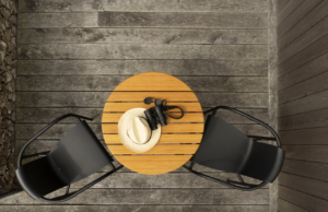 Zelen&aacute; plastov&aacute; zahradn&iacute; židle HOUE Nami s područkami