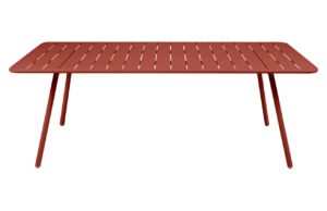 Zemitě červen&yacute; kovov&yacute; stůl Fermob Luxembourg 207 x 100 cm