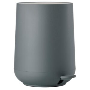 Zone Denmark Tmavě &scaron;ed&yacute; plastov&yacute; ped&aacute;lov&yacute; odpadkov&yacute; ko&scaron; Nova 3 l