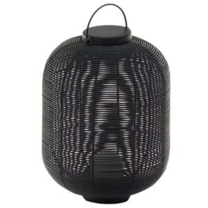 Čern&aacute; zahradn&iacute; LED lampa z uměl&eacute;ho ratanu Kave Home Saranella 37 cm