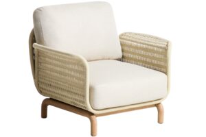 Kave Home Dřevěn&eacute; zahradn&iacute; křeslo Alipa s b&eacute;žov&yacute;m v&yacute;pletem