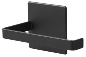 YAMAZAKI Čern&yacute; kovov&yacute; magnetick&yacute; drž&aacute;k na toaletn&iacute; pap&iacute;r Tower 14 cm