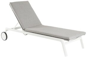 Bizzotto Světle &scaron;ed&eacute; hlin&iacute;kov&eacute; zahradn&iacute; leh&aacute;tko Jalisco