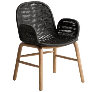 Kave Home Dřevěn&aacute; zahradn&iacute; židle Alipa s tmavě &scaron;ed&yacute;m v&yacute;pletem a područkami