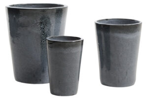 Kave Home Set tř&iacute; modr&yacute;ch zahradn&iacute;ch květin&aacute;čů Rotja ⌀ 26/35/47 cm