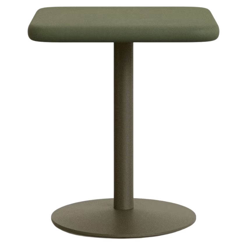Zelený cementový bistro stolek Kave Home Esilda 70 x 70 cm
